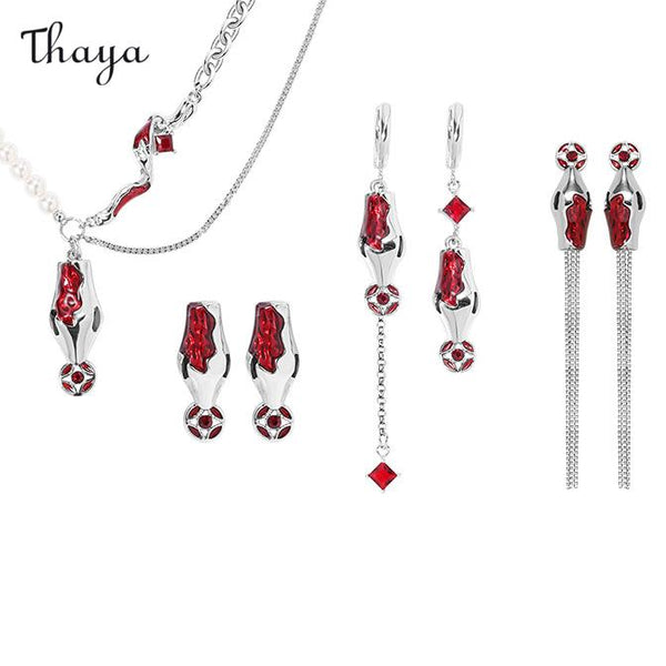 Thaya Luxus-Set mit roten Schlangenköpfen