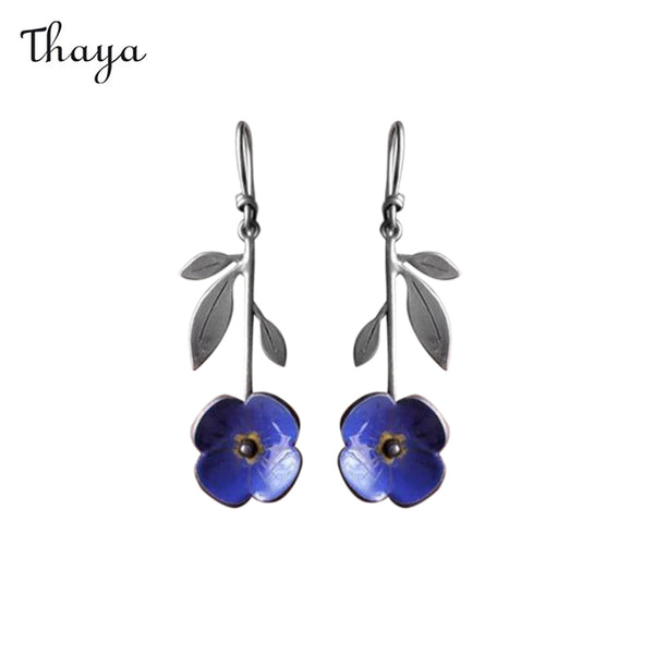 Boucles d'oreilles élégantes à fleurs bleu marine Thaya