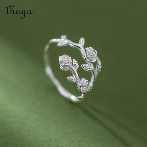 Thaya 925 Silver Rose Leaf Ring